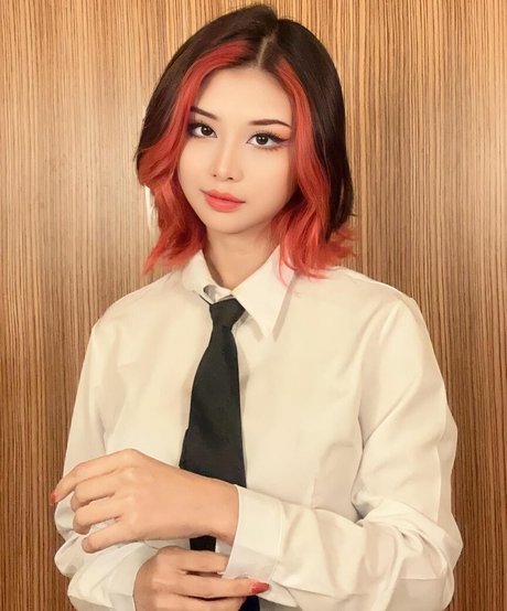 Charechii OnlyFans Nacktbilder geleakt