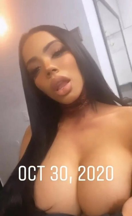 E dot Nacktbilder OnlyFans geleakt