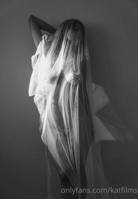 Kat Cabaret Nacktbilder OnlyFans geleakt