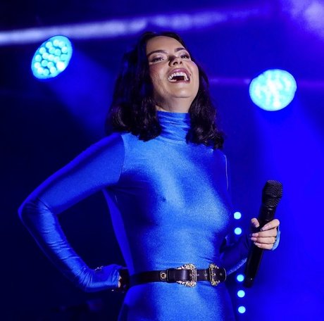 Apostoleanu OnlyFans Mega