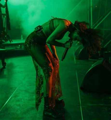 Apostoleanu Leaks von Nacktbildern auf OnlyFans