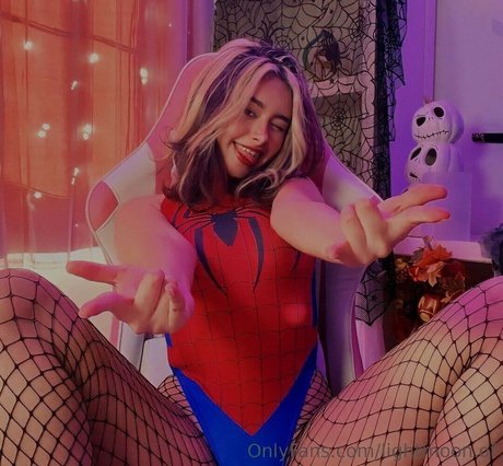 xlightmoonx OnlyFans Nackt