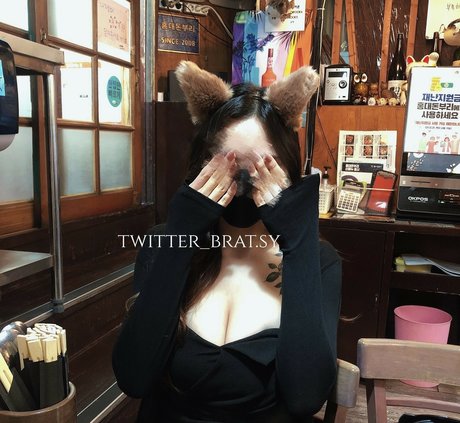 BratSuyeon OnlyFans Leaks Nacktbilder