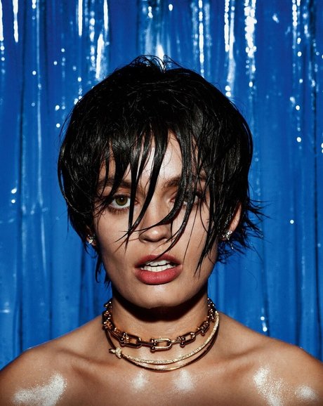 Emma Mackey XXX Leak OnlyFans