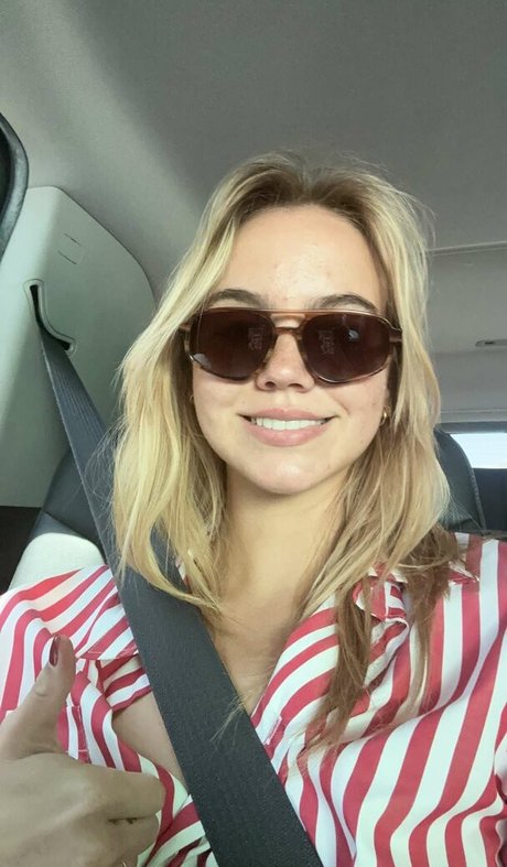 Emma Brooks OnlyFans Archiv