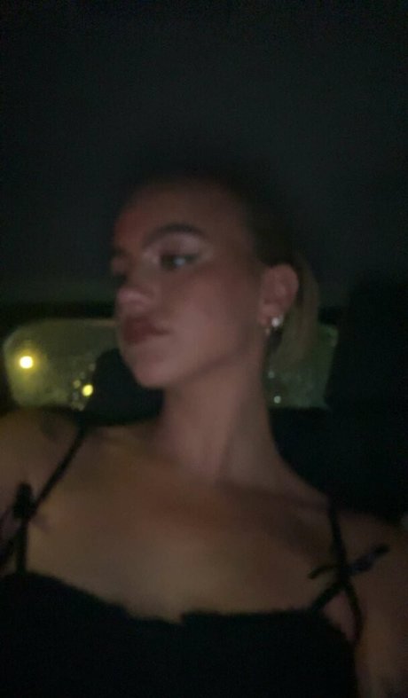 Emma Brooks OnlyFans Nackt