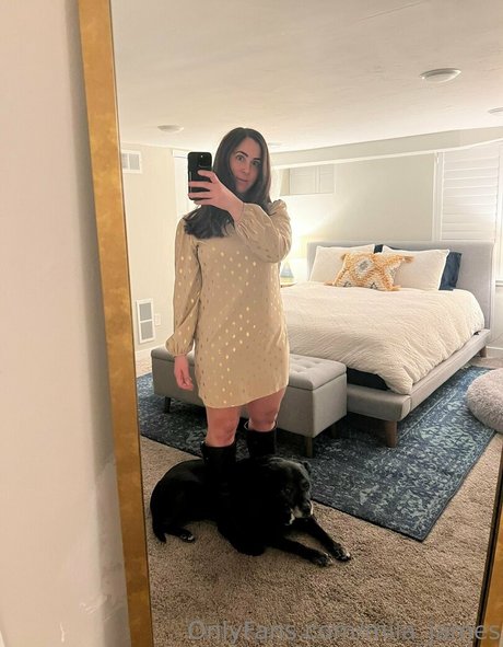 mila james OnlyFans XX