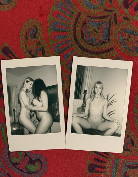 kittenwithfangsfree Nacktbilder auf OnlyFans