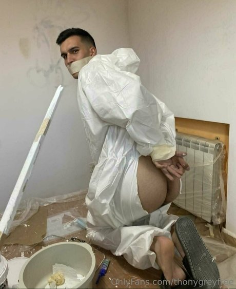 thonygreyfree OnlyFans Bilder nackt
