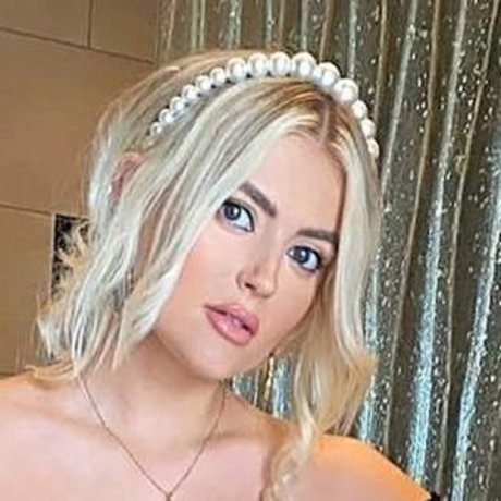 Lucy Fallon Nackt auf OnlyFans