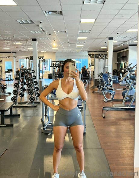anacheri Nacktbilder von OnlyFans