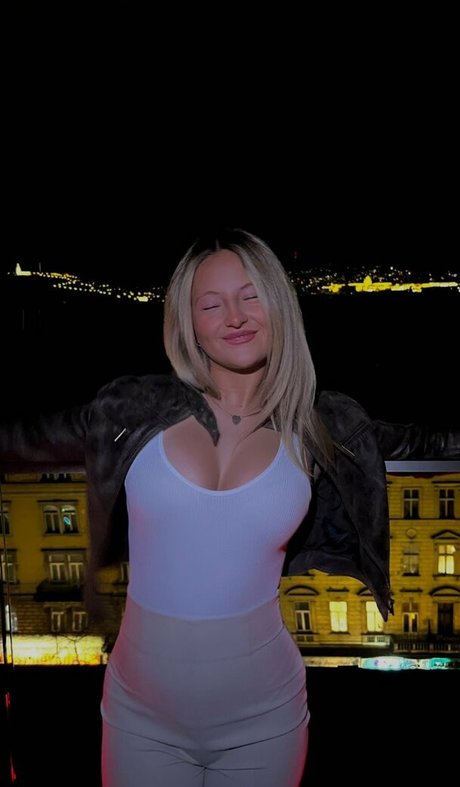 Daisy Campbell Nacktbilder von OnlyFans geleakt