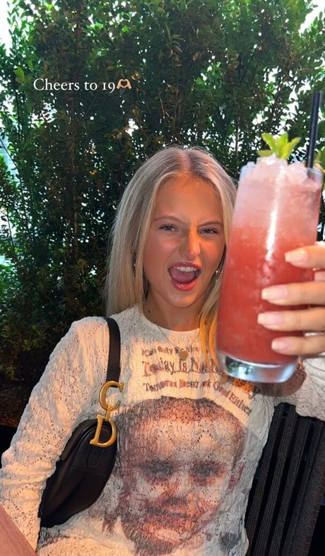 Daisy Campbell Nacktbilder geleakt