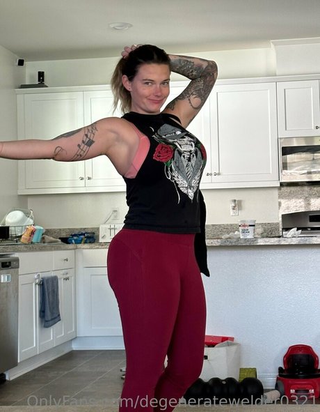 degeneratewelder0321 OnlyFans XX