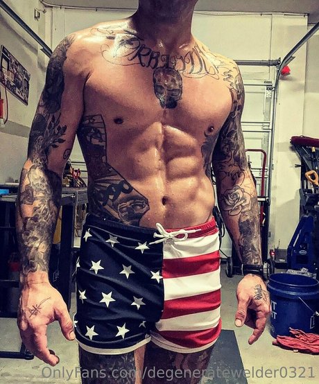 degeneratewelder0321 OnlyFans schlank