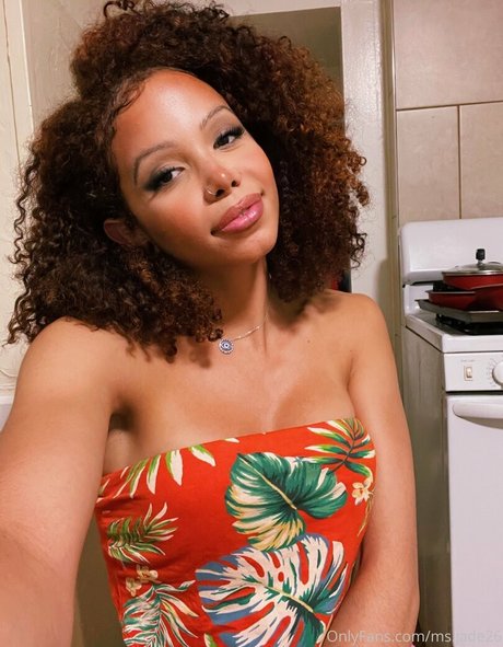ms jade26 OnlyFans Leak