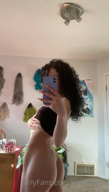 Babymegie Nackt auf OnlyFans