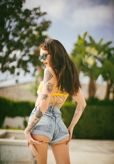 hellxrel OnlyFans Star