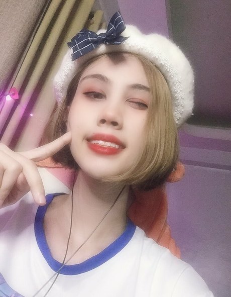 Kura Onee san OnlyFans explizite Inhalte