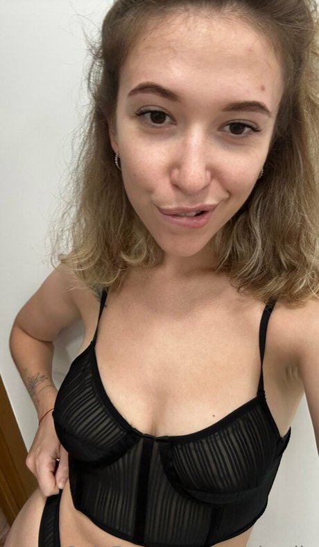 teach ella Sextape OnlyFans Nacktbilder