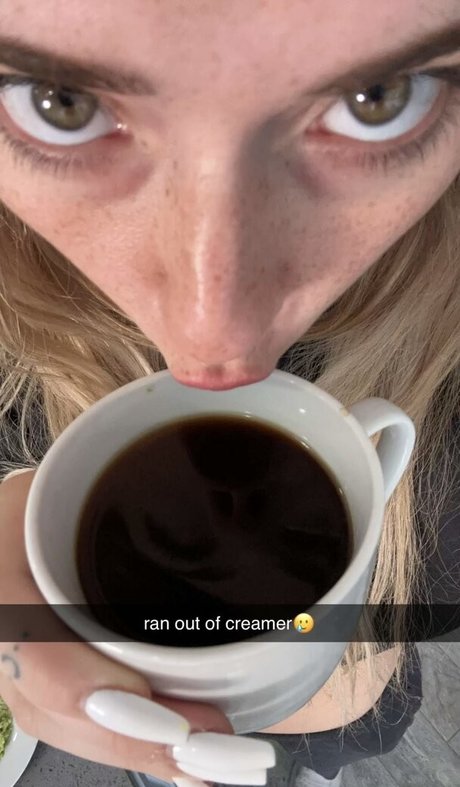 kurvige puma-onlyfans Kunstakt Bild