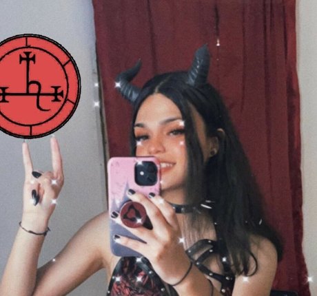 ComradeLilith Nackt OnlyFans Porn