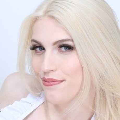 Izzy Wilde Heiße OnlyFans Inhalte