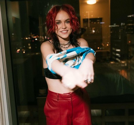 Taylor Upsahl Nacktpornos auf OnlyFans