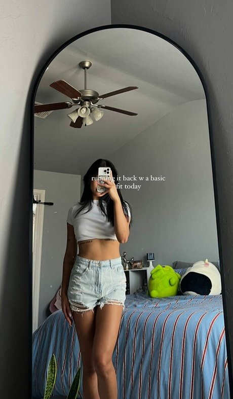 Gabby hua Nacktbilder von OnlyFans geleakt