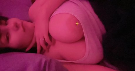 Vinterhanni OnlyFans XXX