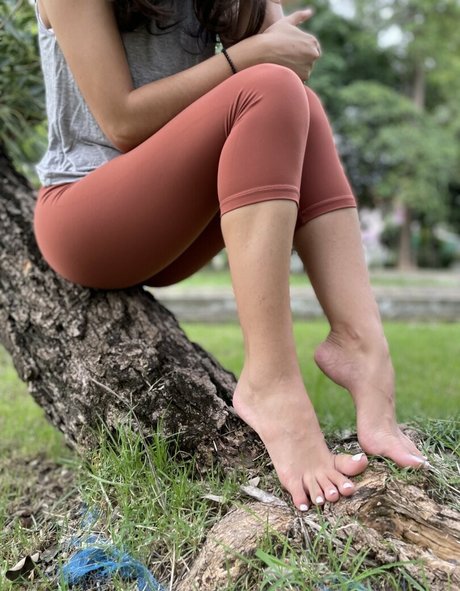 eurasian feet OnlyFans Leaked