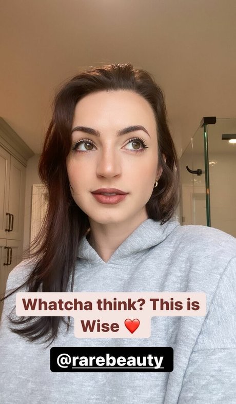 Gibi Asmr OnlyFans Strip