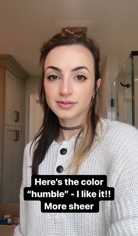 Gibi Asmr Nacktbilder von OnlyFans