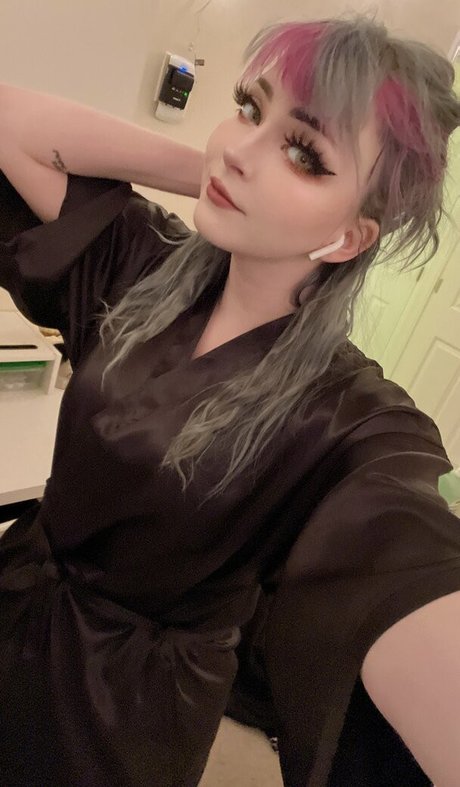 Stellalasaurus Heiße OnlyFans Inhalte