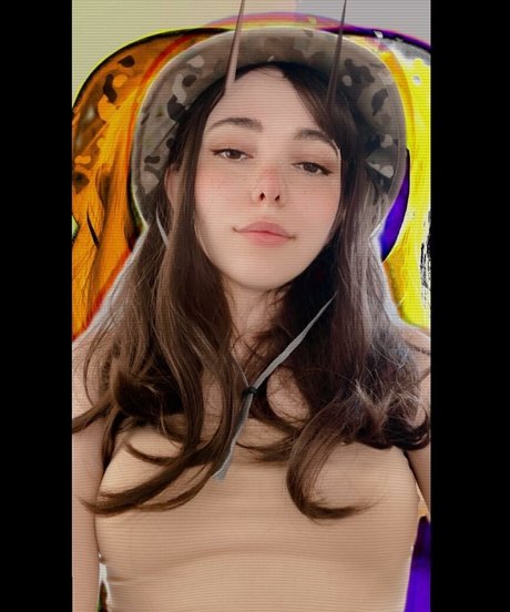 Kittew Oben ohne OnlyFans