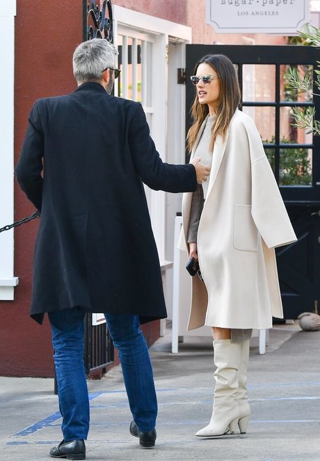 Alessandra Ambrosio Nacktbilder OnlyFans