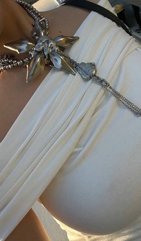 Maria Zardoya OnlyFans Bilder