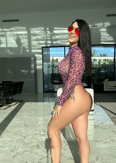 CourtneyTillia OnlyFans Mega