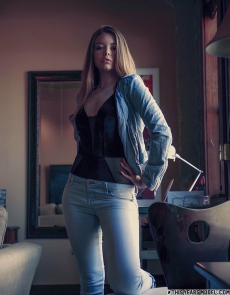 Lana Lea OnlyFans Leaks Pornografie