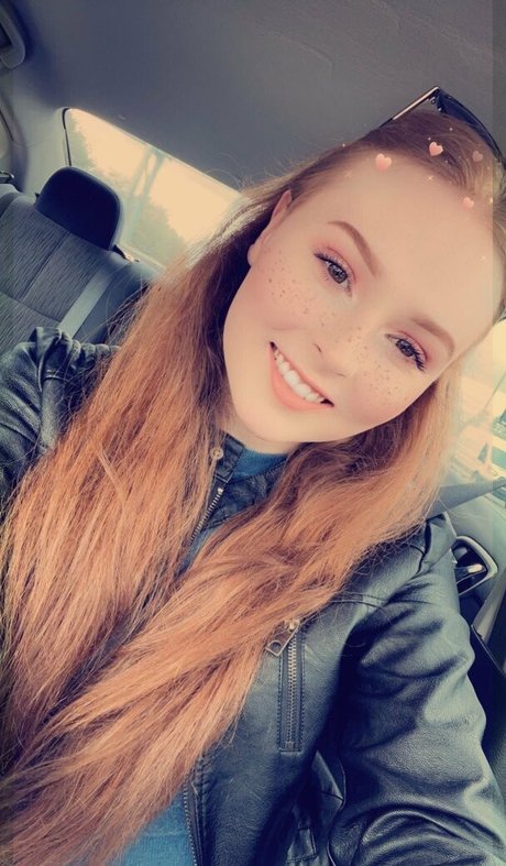 Shy Trans OnlyFans Sex