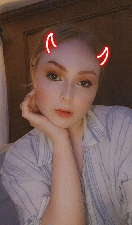 Shy Trans OnlyFans Leaks Nacktbilder