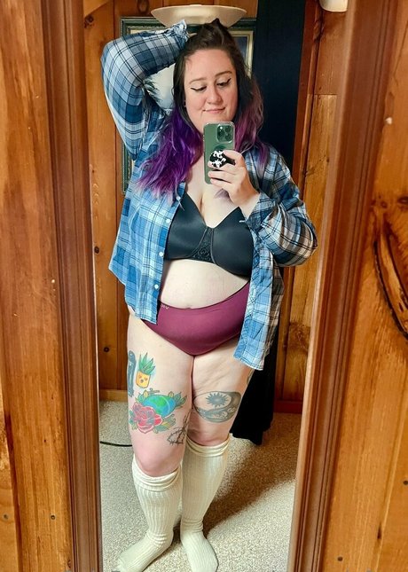 naughtynyxiefree OnlyFans Pornografie