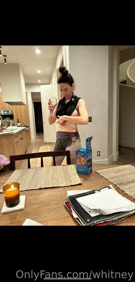whitney OnlyFans Bilder