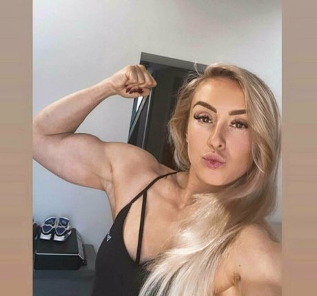 thefitnessbarbiie OnlyFans geleakter Pornografie