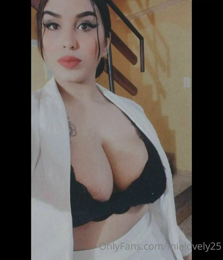 mialovely25 NurlyFans-Pornos