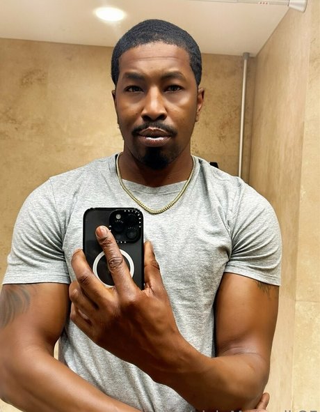 isiahmaxwell Leaks von OnlyFans