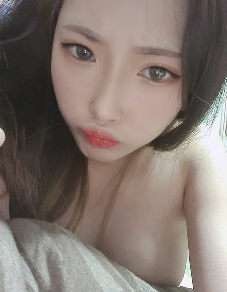 Kiyo Cosplay Nacktbilder OnlyFans geleakt