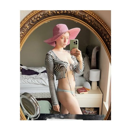 Girl On Cinema OnlyFans XXX