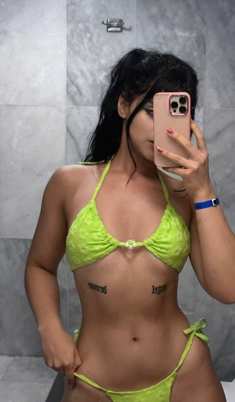 Chxrryxblossom OnlyFans Nacktbilder geleakt