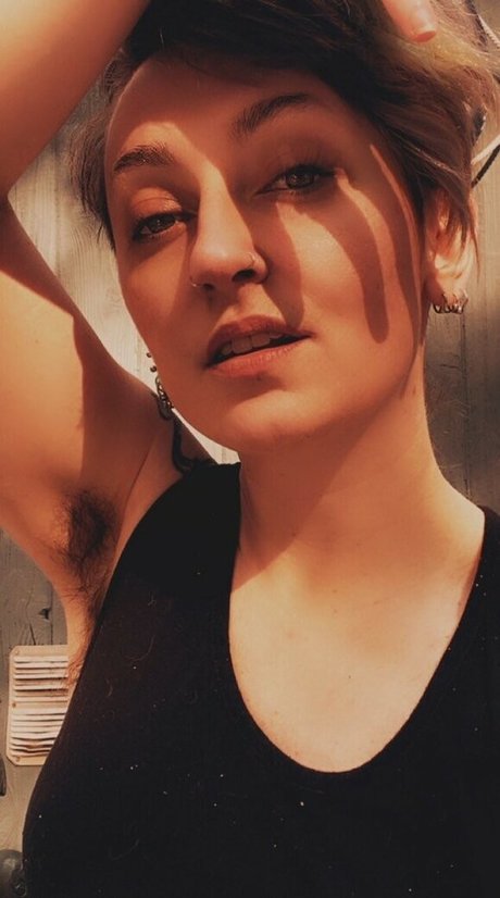 Hairy Women OnlyFans Leak